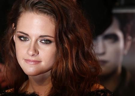 Actress Kristen Stewart arrives for the European premiere of ''The Twilight Saga: Breaking Dawn Part 2'' in London November 14, 2012.