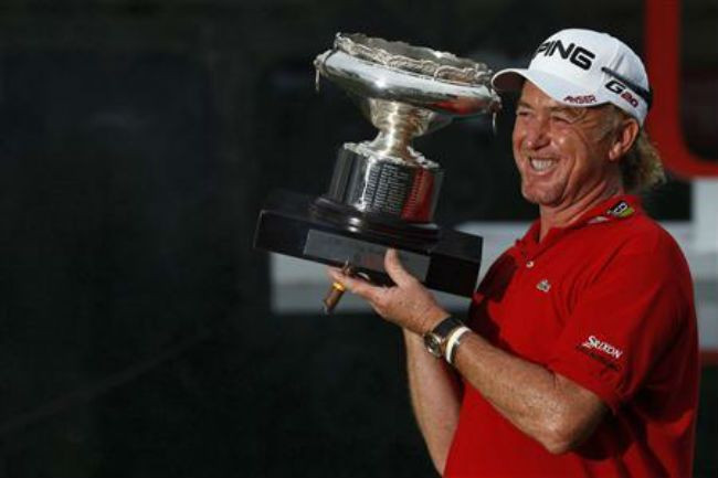 Jimenez proves age no factor in Hong Kong victory