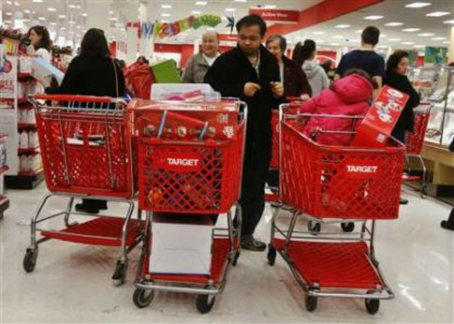 U.S. shoppers welcome early start to "Black Friday"