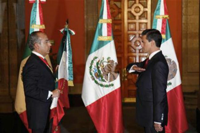 Mexico's Pena Nieto takes power, begins new era for old ruling party