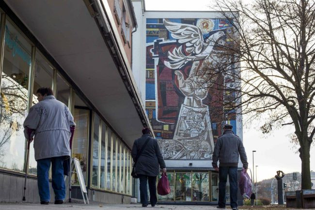 Euro Zone Downturn Eases Slightly in November