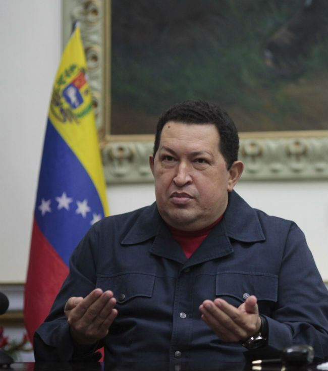 Venezuela's Chavez Suffers Cancer Again, Names Potential Heir