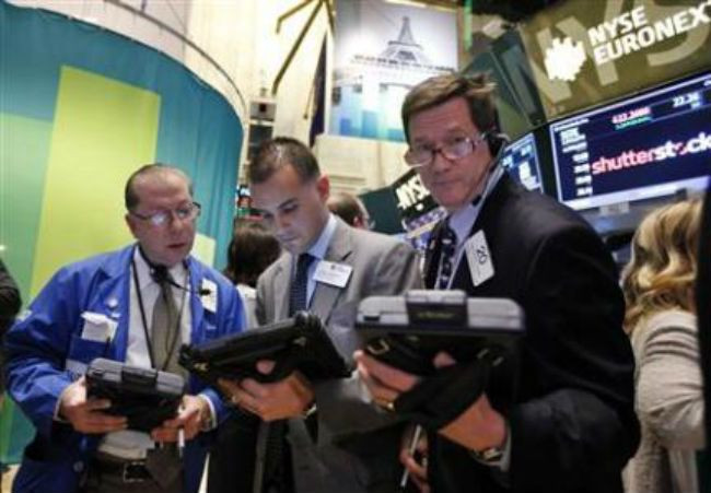 Euro data, fiscal cliff impasse leave shares flagging
